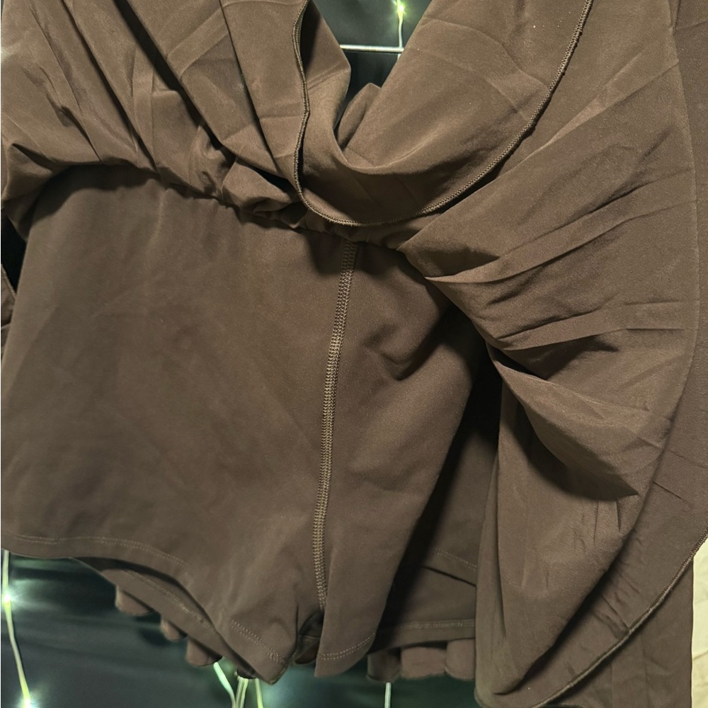 32. NWOT TNA Brown Pleated Mini Skirt - Picture 5 of 5